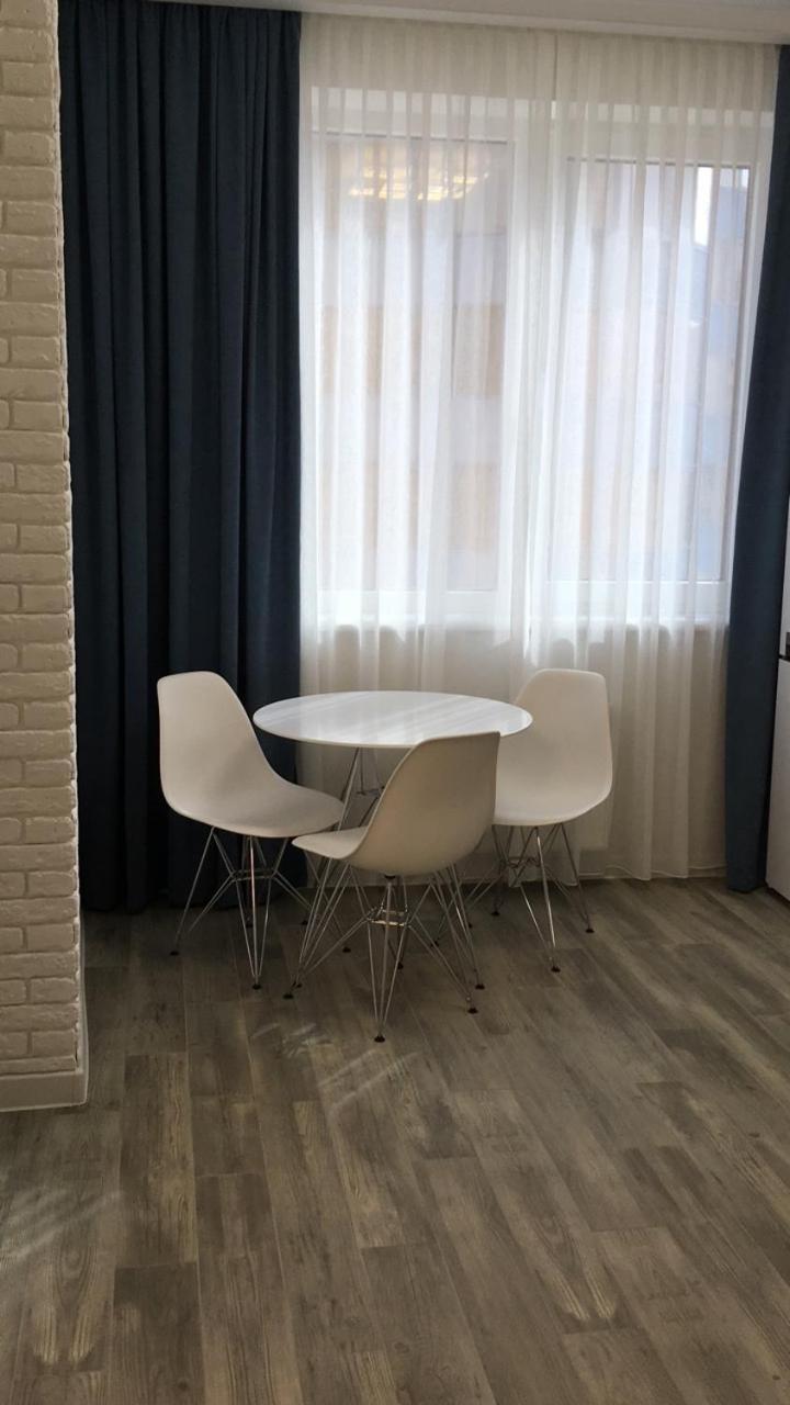 Nika Apartment Odessa Exteriör bild